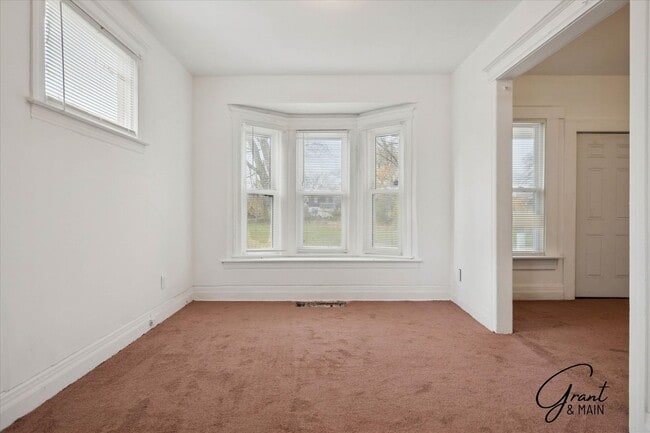 Photo - $1200 3 bedrooms