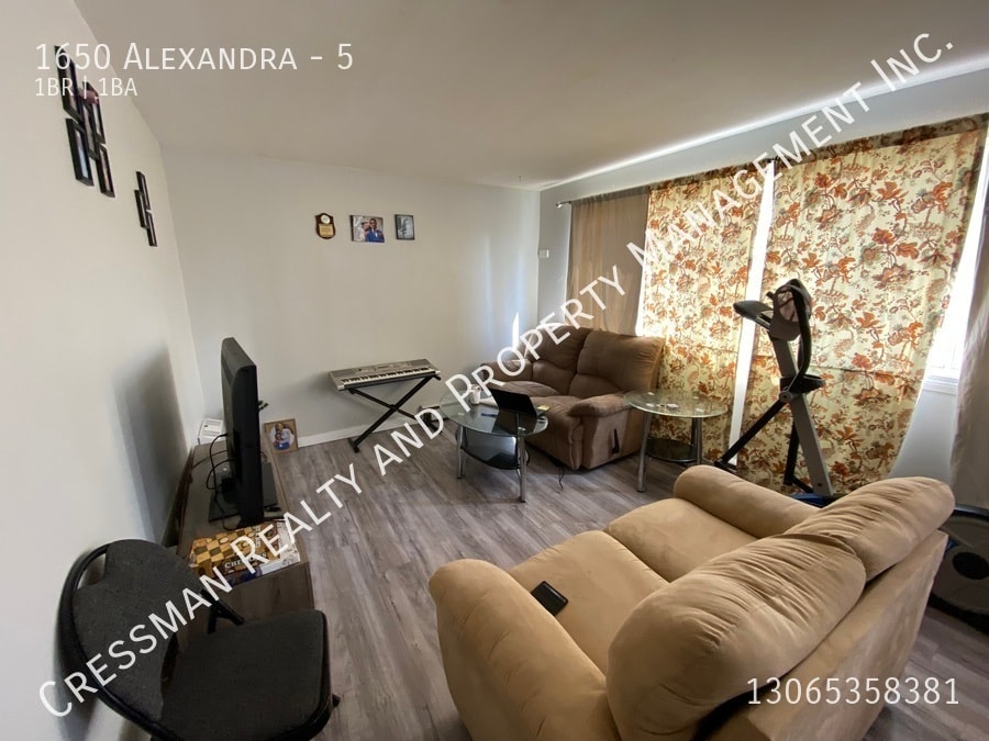 1 bed 1 bath apartment located in Pioneer ... - 1 bed 1 bath apartment located in Pioneer ... Unit 5