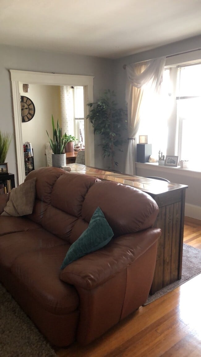 Photo - 1615 Commonwealth Ave