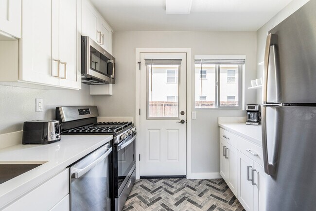 Photo - 1058 Noel Dr Unit FL0-ID1862