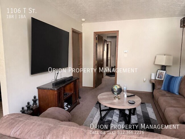 1106 T St