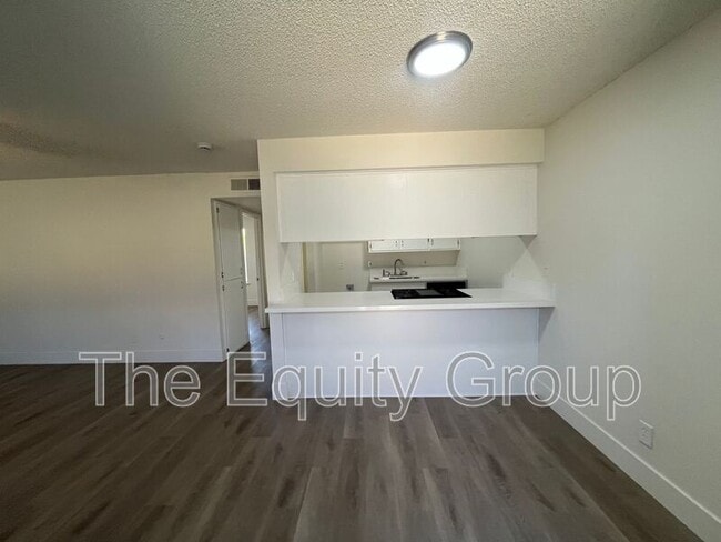 Building Photo - 3537 W Campus Ave. Rental
