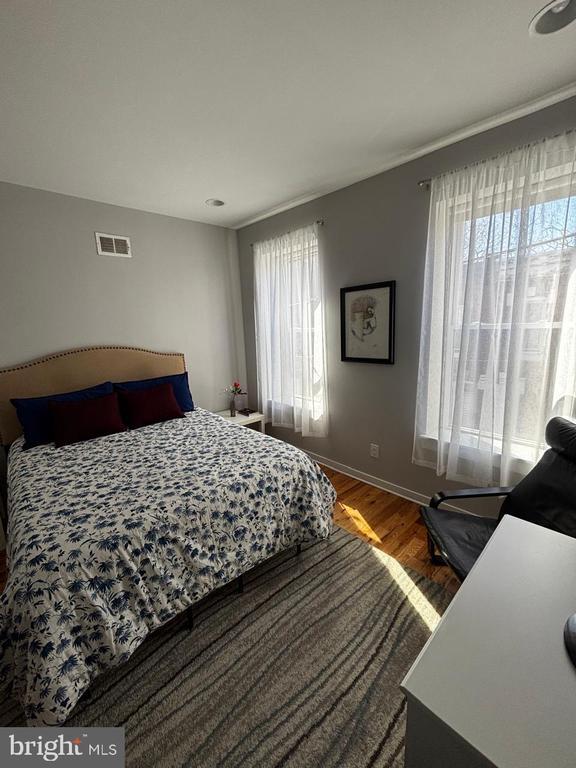 Photo - 2633 Earp St