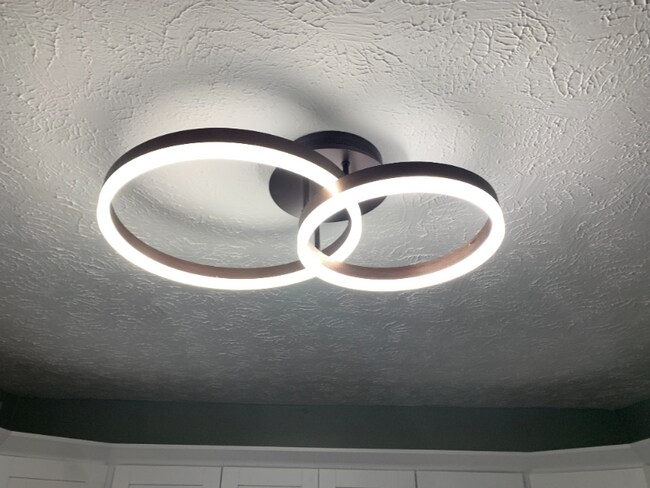 Photo - 556 Wedgewood Dr