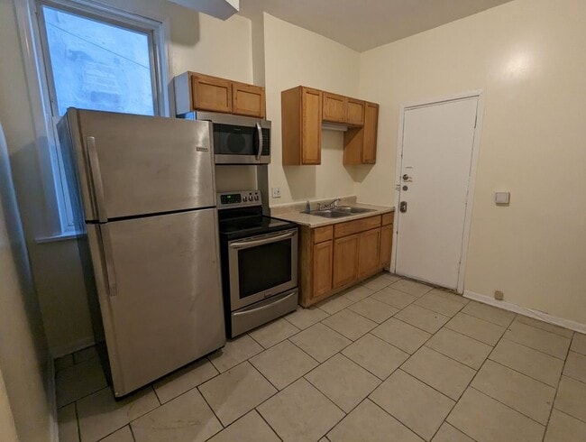 Photo - 6620 S Ingleside Ave Unit 1