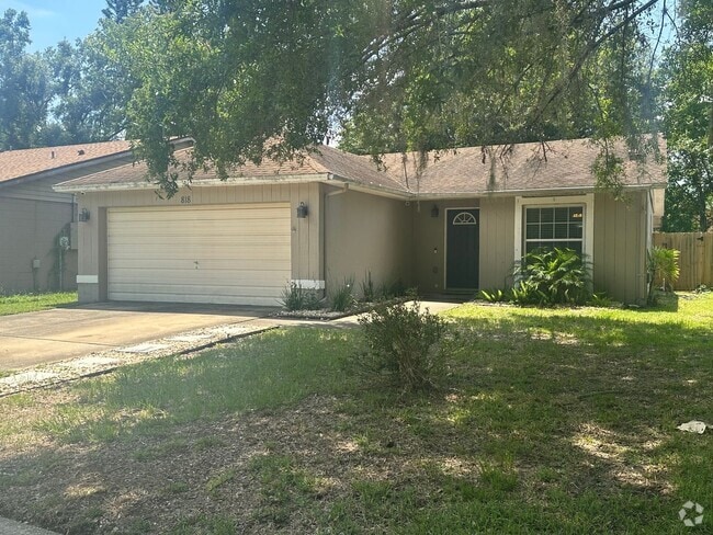 Building Photo - Modern upgrades + outdoor charm 3Bdrm 2Bat... Rental