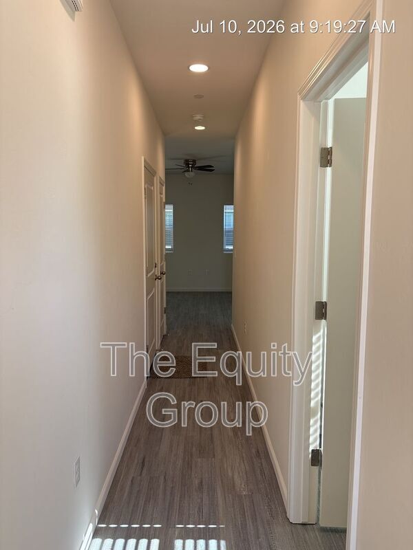 Photo - 733 S Pinkham St Unit #101