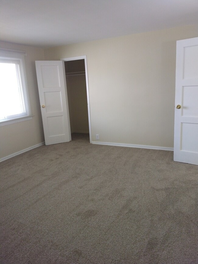 Photo - 3444 Western Ave