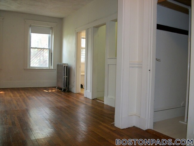 Photo - 1334 Commonwealth Avenue Unidad 18