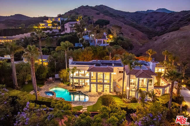 Photo - 26743 Via Linda St