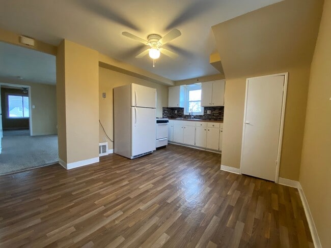 Photo - 5103 E 114th St Unit 5103 E 114th St UP