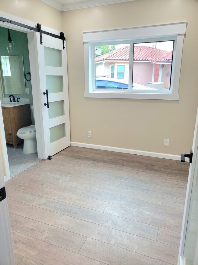 Photo - 14758 Stare St Unit Modern Abode