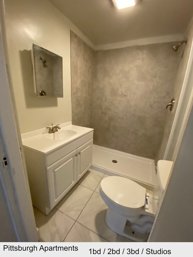 Photo - 709 Carothers Ave Unit 3