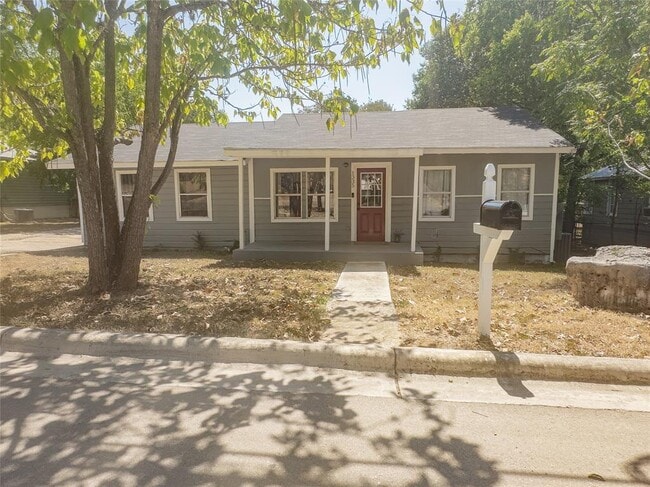 Building Photo - 1335 Belvin St Rental