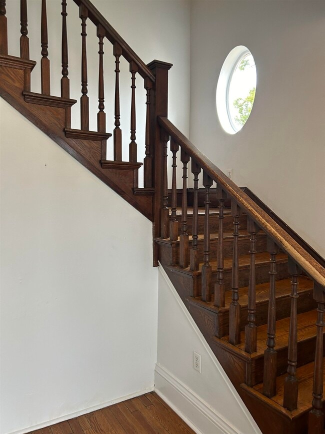 Photo - 527 Virginia Ave