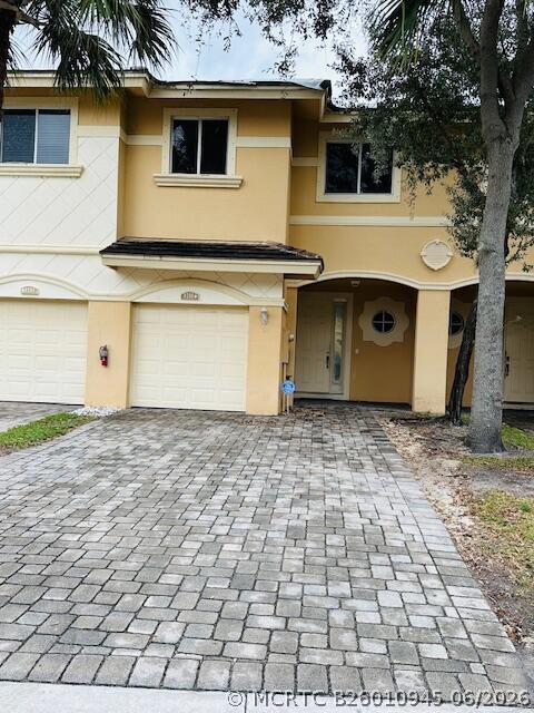 4390 Berkshire Wharf Dr