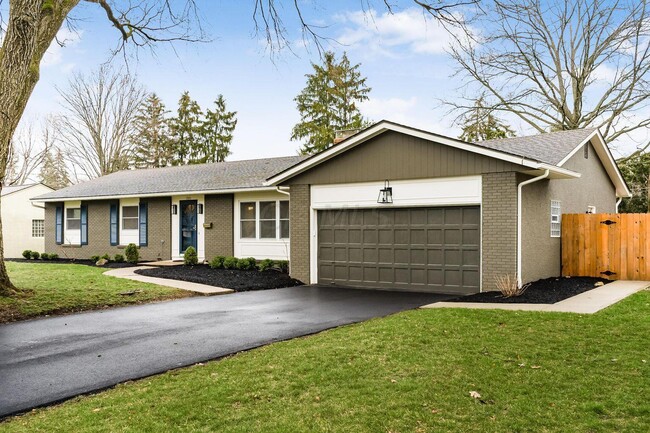 Photo - 2850 Pickwick Dr