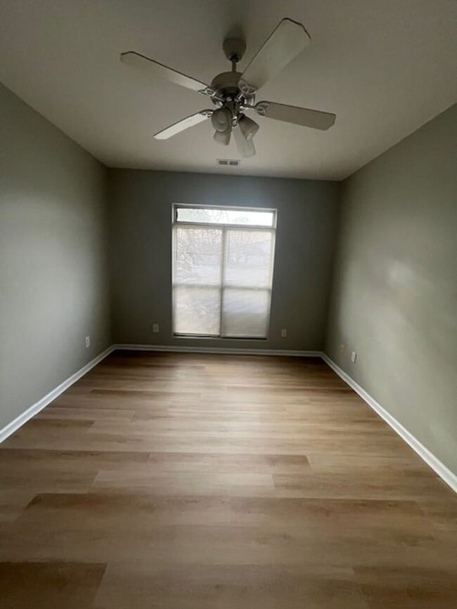 Photo - 3 Bedroom, 2 Bath home located conveniently in the Hamburg area!