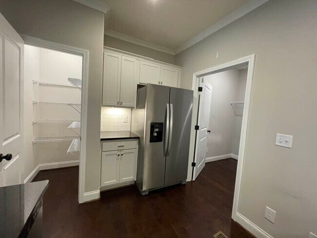 Photo - 4234 Lenox Dr