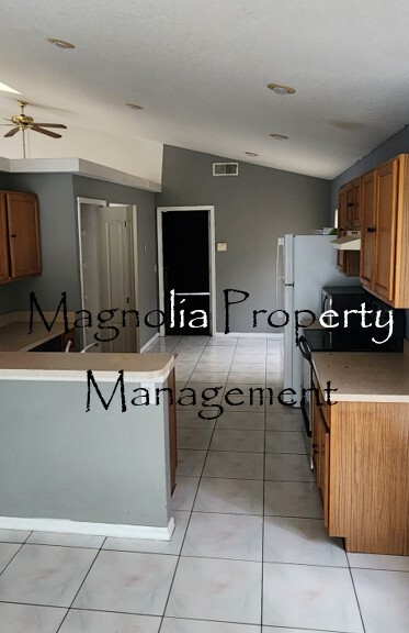 Photo - 2226 Rockwood Dr