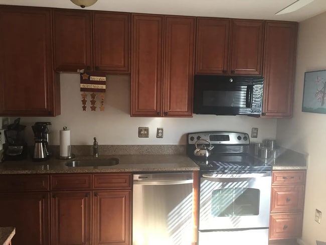 Photo - 8080 Sleepy View Ln