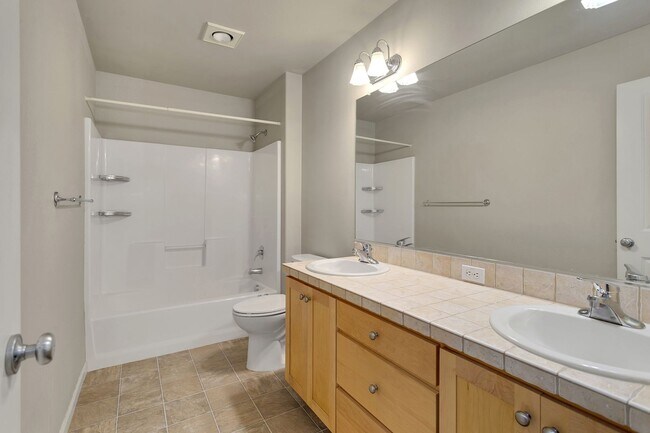 Photo - Fabulous 4BD/2.5BTH/2-Car Garage Renaissance Home in Rock Creek / Bethany area