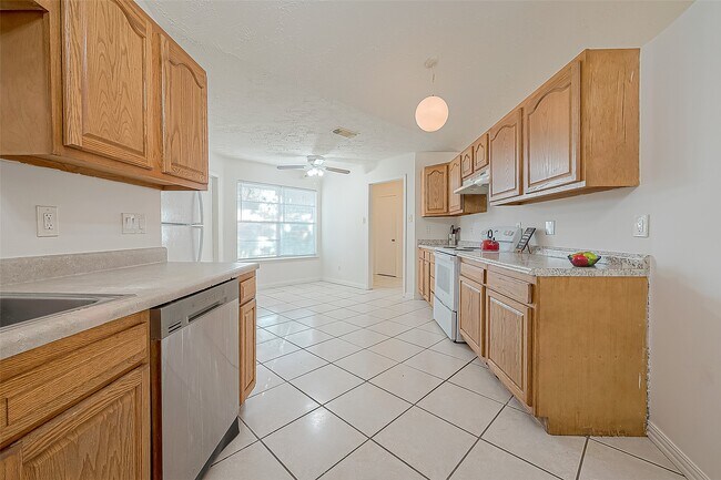 Photo - 3806 Embarcadero Dr