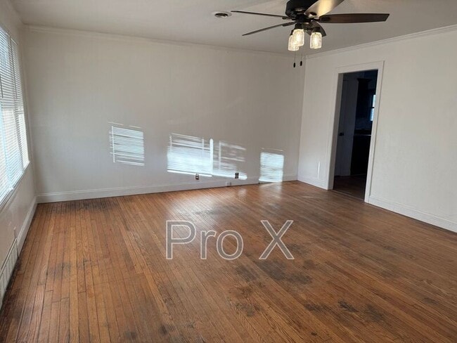 Photo - 1311 New Hampshire Ave