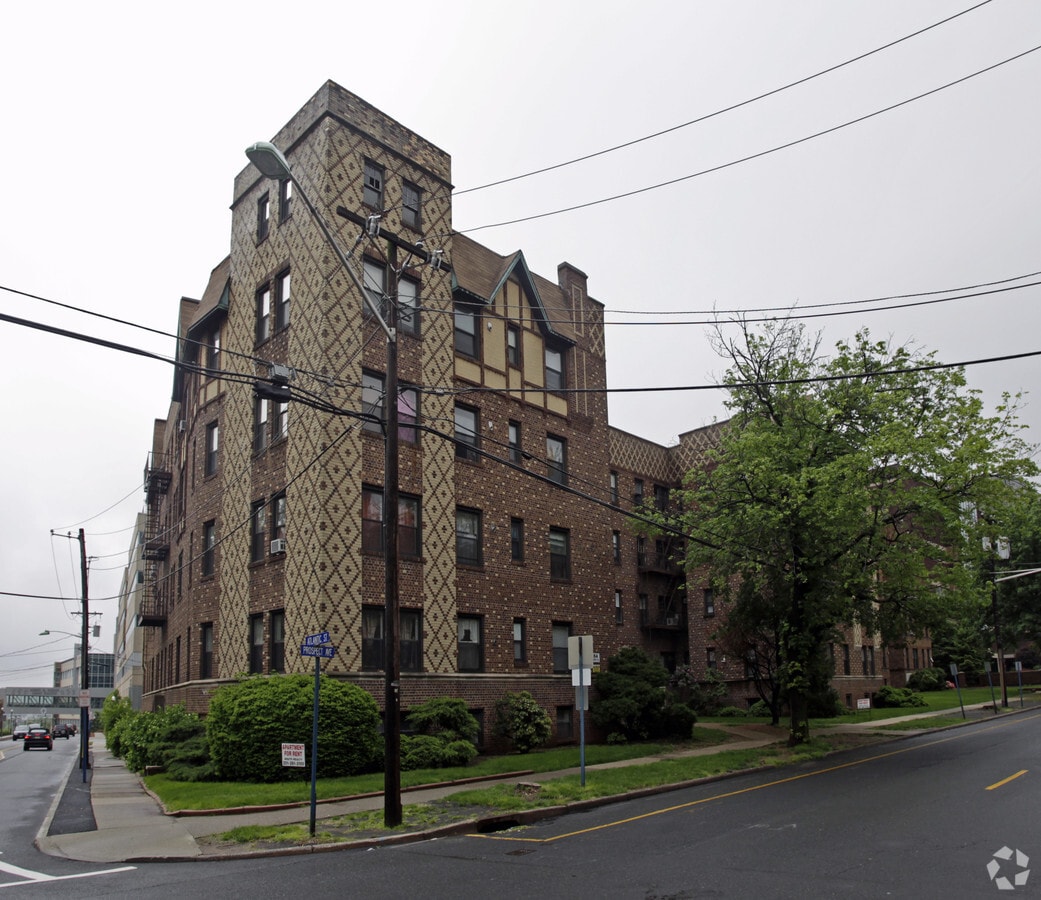 Sheldon Arms - Sheldon Arms Apartments