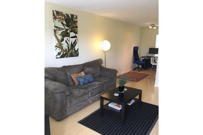 Photo - 300 Crockett St Unit 329