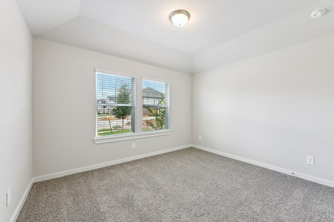 Photo - 5503 Bowquiver Ln