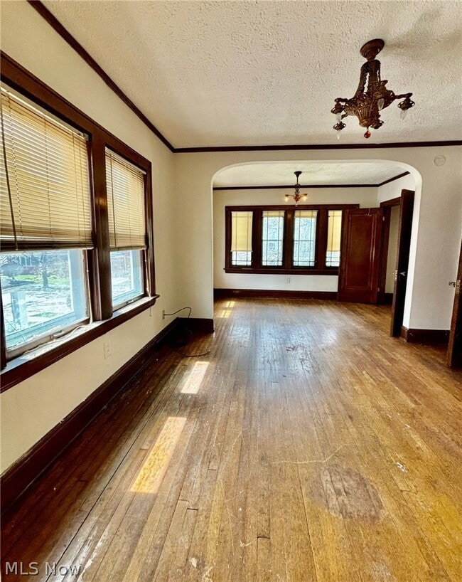 Photo - 689 Schiller Ave Unit 3