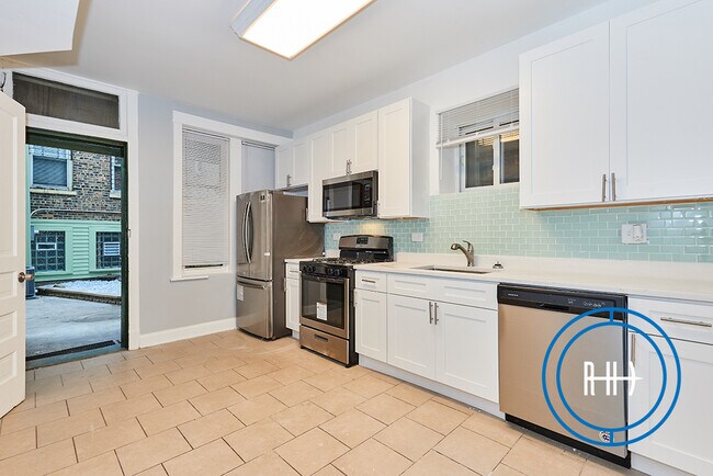 Photo - 2144 N Bell Ave