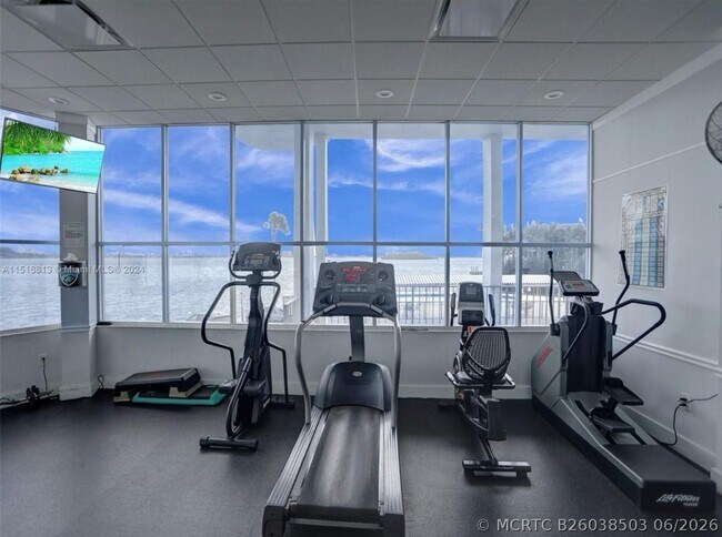 Photo - 11930 N Bayshore Dr Unit 601