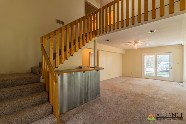 Photo - 809 Vattier Street Unit B (Back)