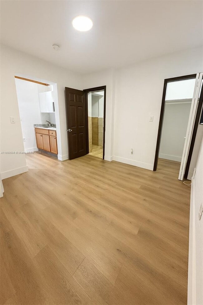 Photo - 783 NW 96th St Unidad A