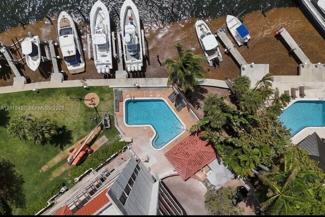 Photo - 1632 S Bayshore Ct Unit 202