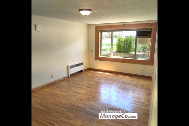 Photo - Bountiful 1 bed, 1 garage.