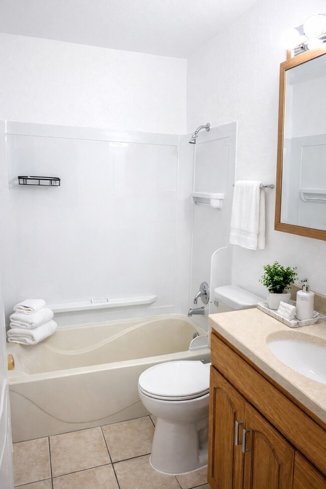 Photo - 4020 216th St