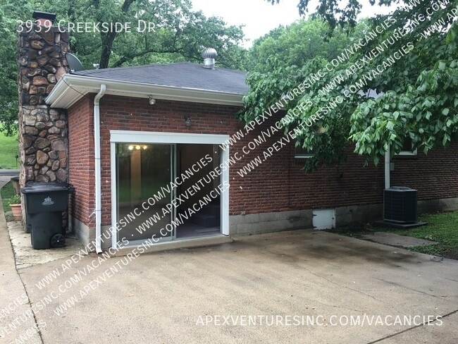 Photo - 3939 Creekside Dr