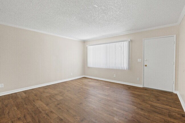 Lakewood Apartments