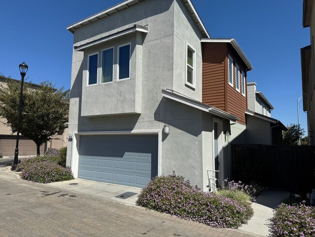 Photo - 3 bedroom | 3.5 bathroom | Davis Single Fa...