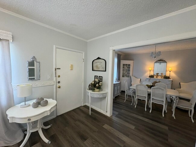 Photo - 609 NE 13th Ave Unidad 101