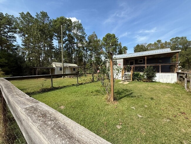 Photo - 11823 FM 355