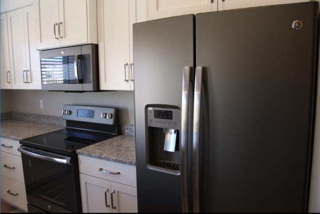 Photo - Blackhawk Townhome! End Unit!!