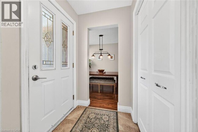 Photo - 64 San Fernando Dr