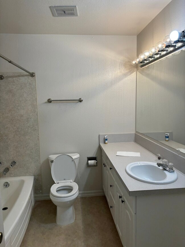 Photo - 1638 Teresa Way Unit 1638 teresa way Kelso wa