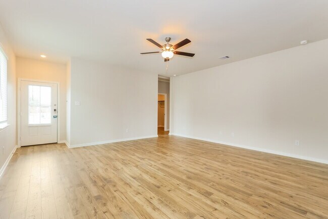 Photo - 15642 Plum Brk Dr