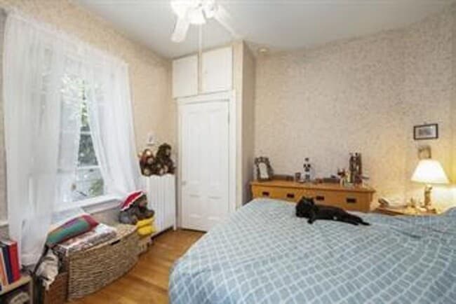 Photo - Rare 2 bed for its price in Brighton.... SEPT 1ST