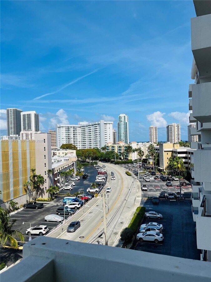 Photo - 401 Golden Isles Dr Unit 716
